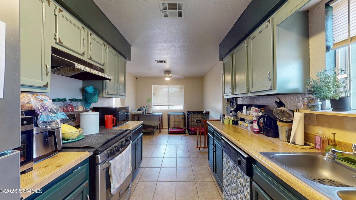 4623 Chamizal Road, Las Cruces, NM 88011 photo 8