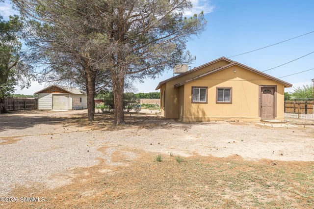 3135 Dona Ana Road, Las Cruces, NM – 2 bedroom, 1,239 sqft single family residence for sale at $230,000