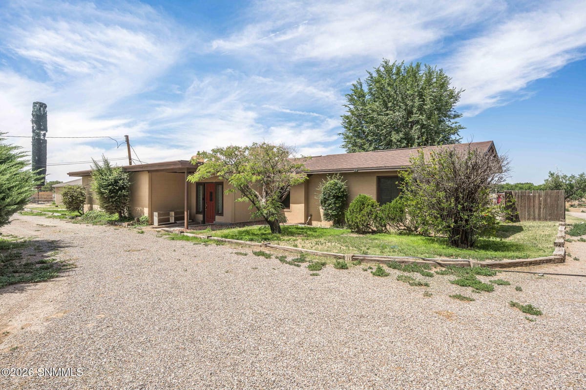 3125 Dona Ana Road, Las Cruces, NM 88007 photo 2