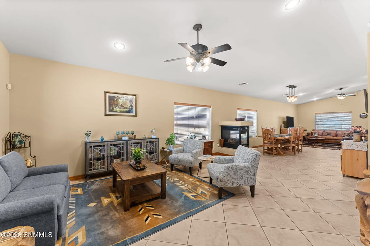 5610 Mira Montes, Las Cruces, NM 88007 photo 6