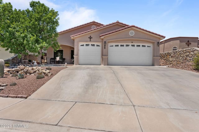 5610 Mira Montes, Las Cruces, NM – 4 bedroom, 2,242 sqft single family residence for sale at $427,500