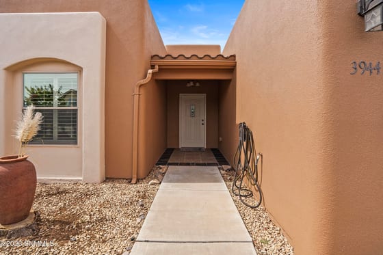 3944 Monte Lindo Court, Las Cruces, NM 88012 photo 4