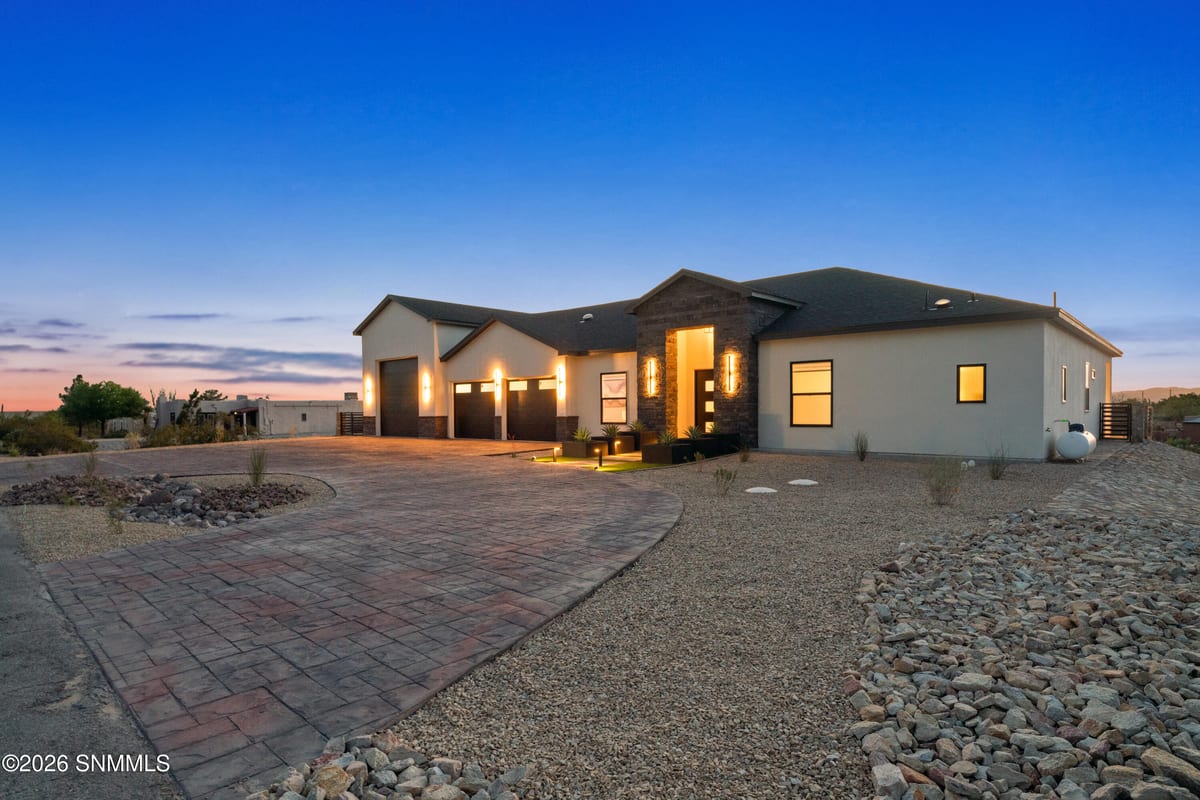4233 Colt Road, Las Cruces, NM 88011 photo 3