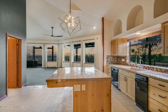 6290 Las Vistas Drive, Las Cruces, NM 88005 photo 5