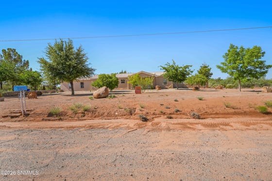 7650 Cortez Drive, Las Cruces, NM 88011 photo 3