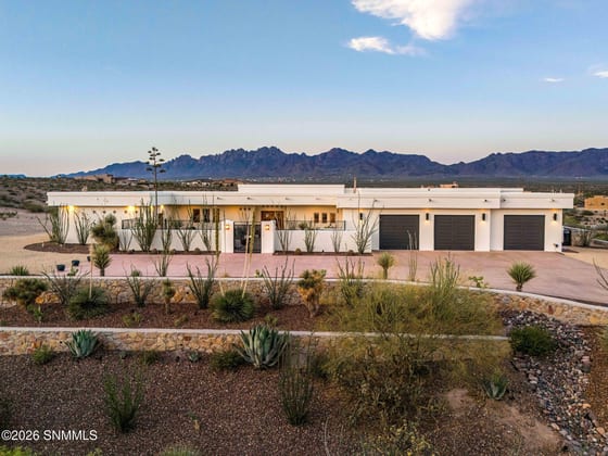 5657 Calle De Paradise, Las Cruces, NM 88011 photo 3