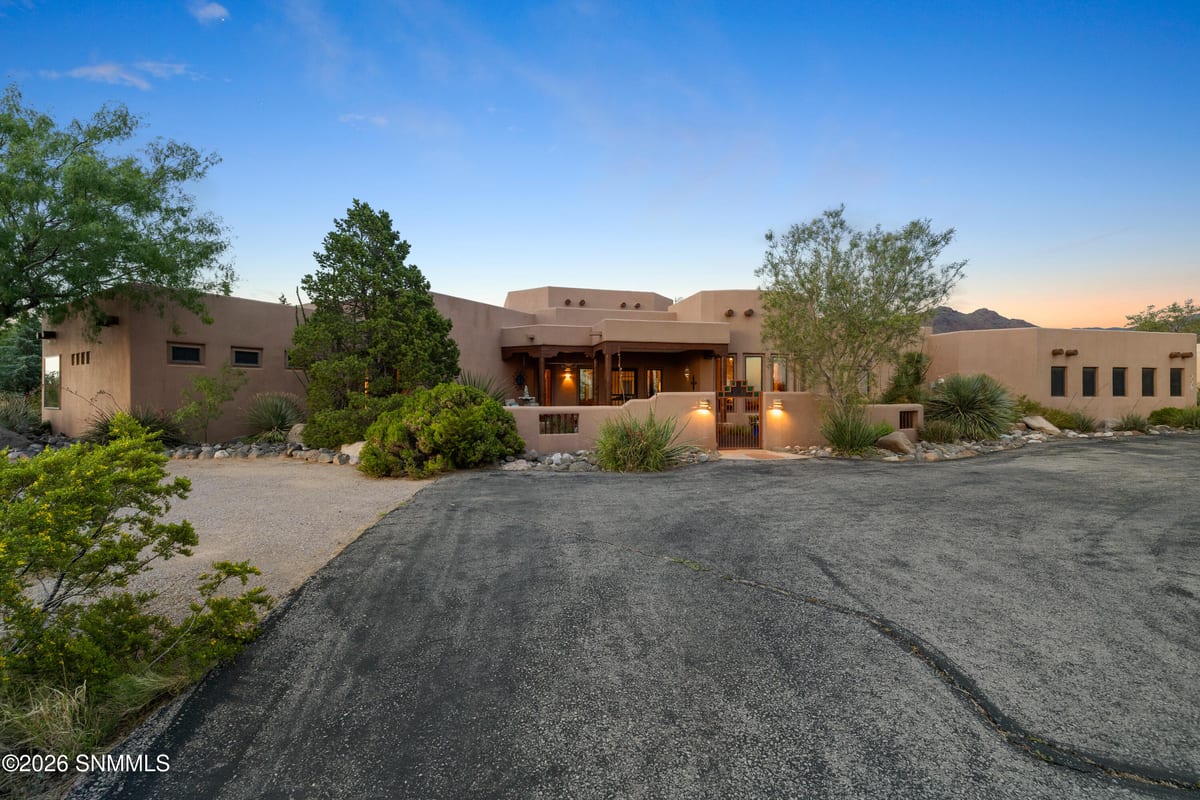 5025 Silverton Court, Las Cruces, NM 88011 photo 1