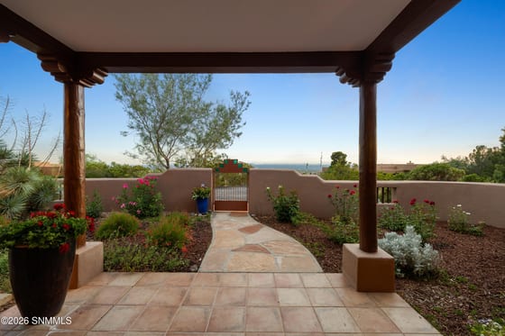 5025 Silverton Court, Las Cruces, NM 88011 photo 3