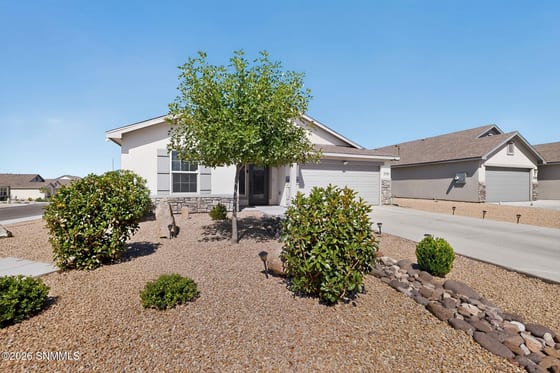 3196 Bluestem Street, Las Cruces, NM 88011 photo 2