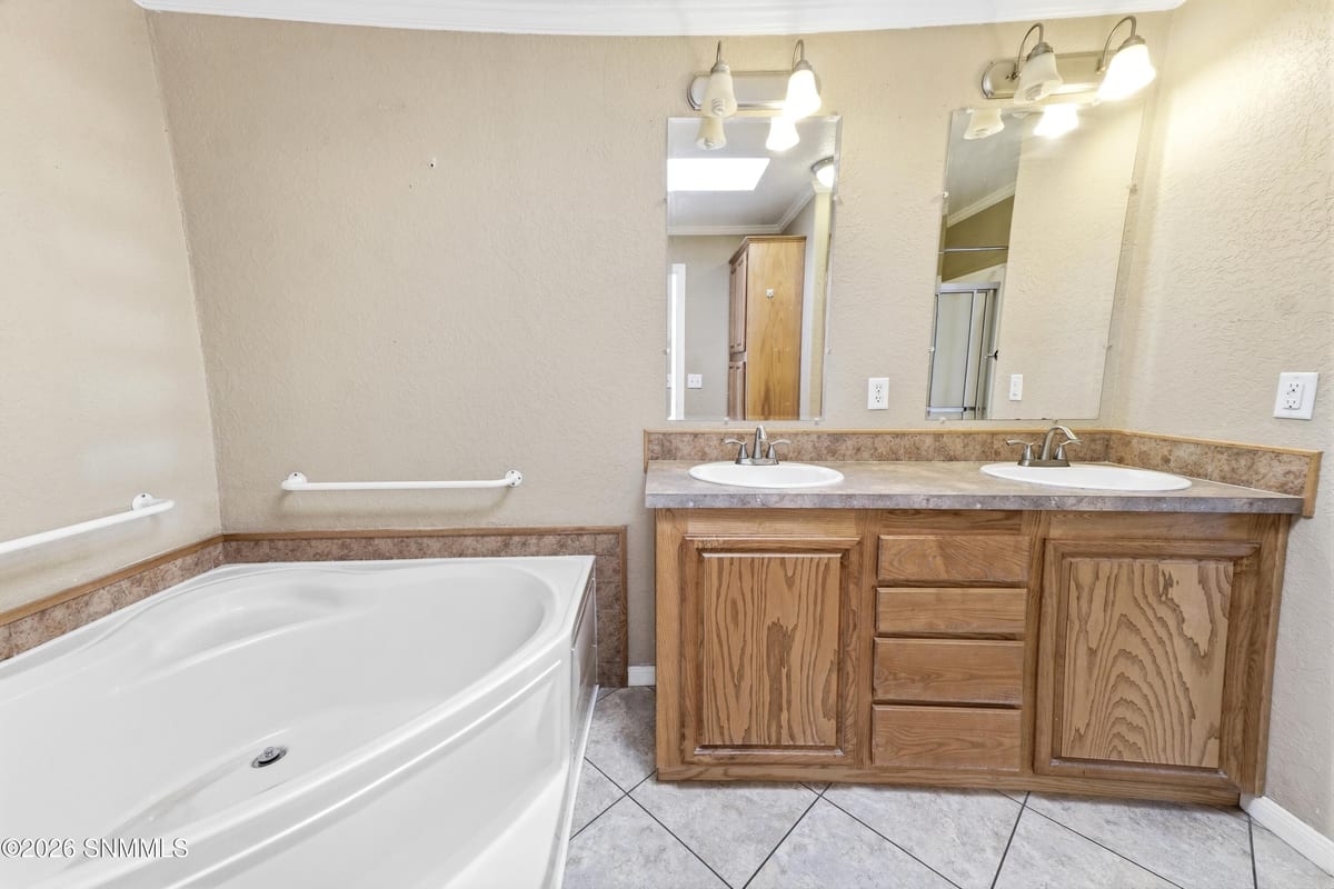 3277 NW North Lane, Deming, NM 88030 photo 11