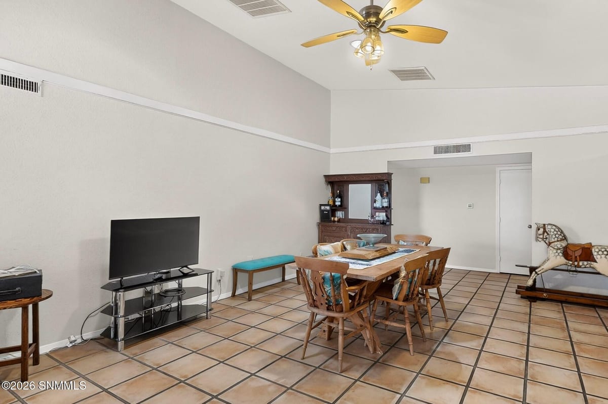 4136 E Winchester Road, Las Cruces, NM 88011 photo 15