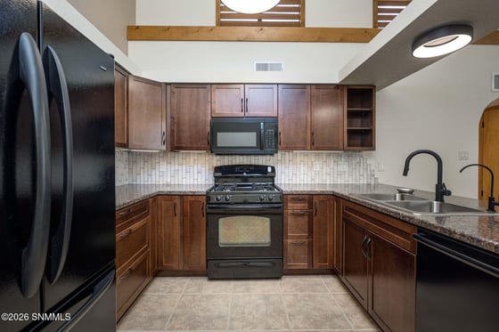 2083 Pinecone Way, Las Cruces, NM 88012 photo 3