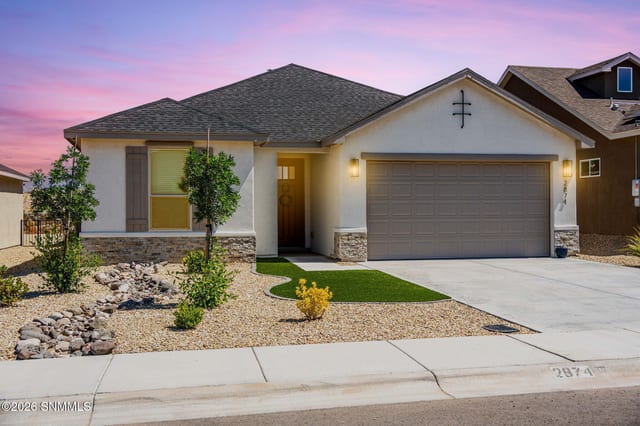 2874 Prado Del Sol Avenue, Las Cruces, NM – 4 bedroom, 2,107 sqft single family residence for sale at $435,000