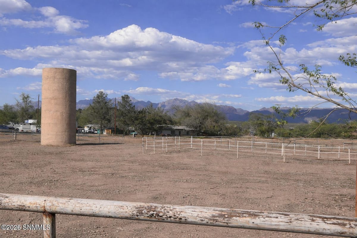 8525 S Main Street, Mesilla Park, NM 88047 photo 4