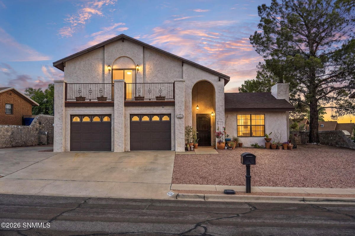 1224 Southridge Drive, Las Cruces, NM 88005 photo 1