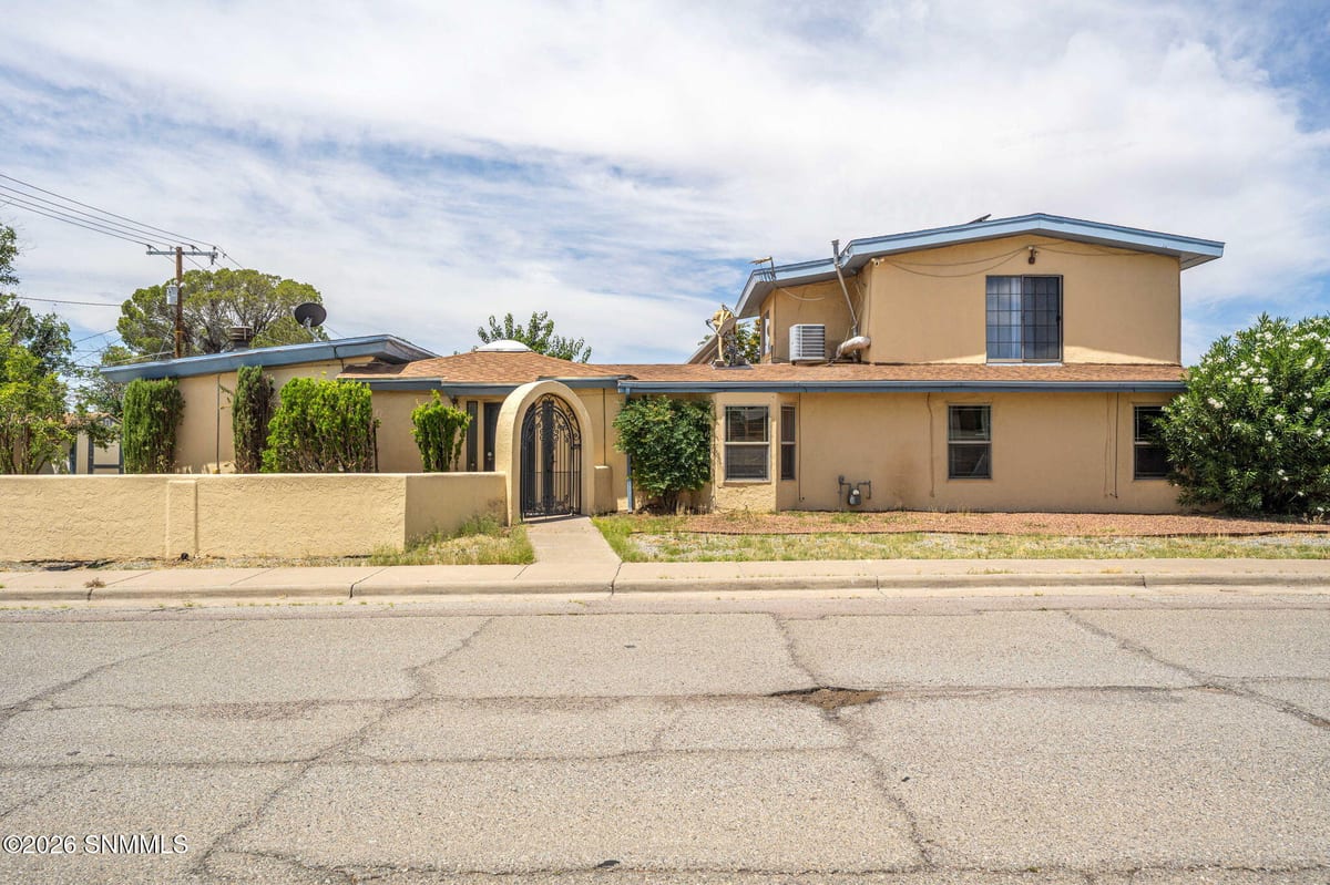 1448 Wofford Drive, Las Cruces, NM 88001 photo 6