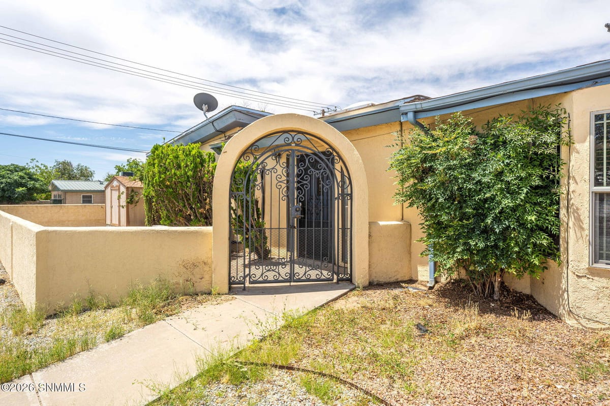 1448 Wofford Drive, Las Cruces, NM 88001 photo 7