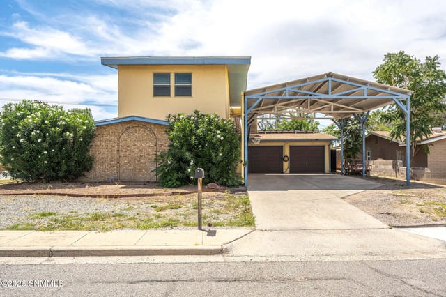 1448 Wofford Drive, Las Cruces, NM – 4 bedroom, 2,363 sqft single family residence for sale at $325,000