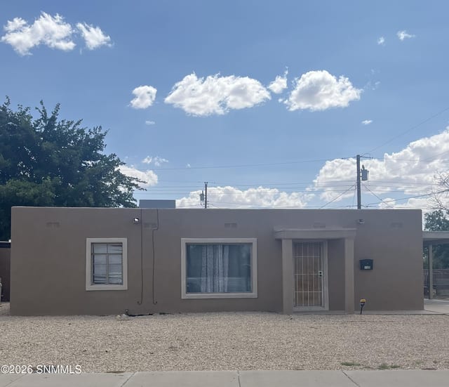 1125 Circle Drive, Las Cruces, NM – 3 bedroom, 1,242 sqft single family residence for sale at $219,000