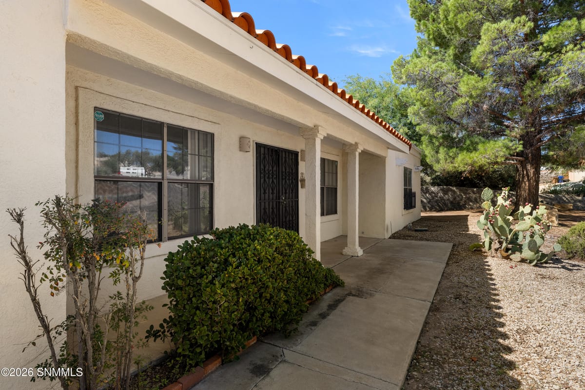 2253 Cimarron Drive, Las Cruces, NM 88011 photo 9