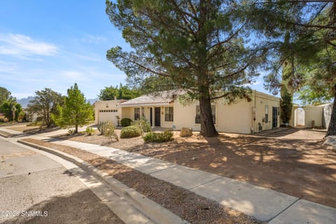2253 Cimarron Drive home for sale