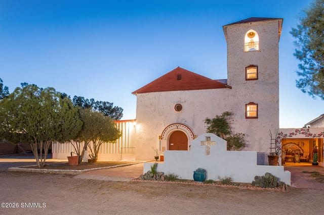 105 N Jose Serna Street, Hatch, NM 87937, foto 3
