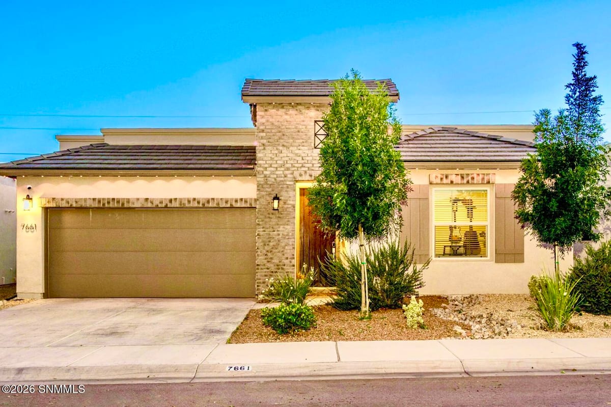 7661 Blue Star Loop, Las Cruces, NM 88012 photo 1