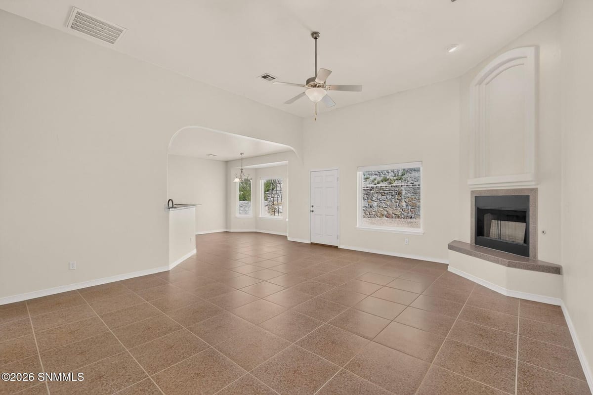 2933 E Springs Road, Las Cruces, NM 88011 photo 11