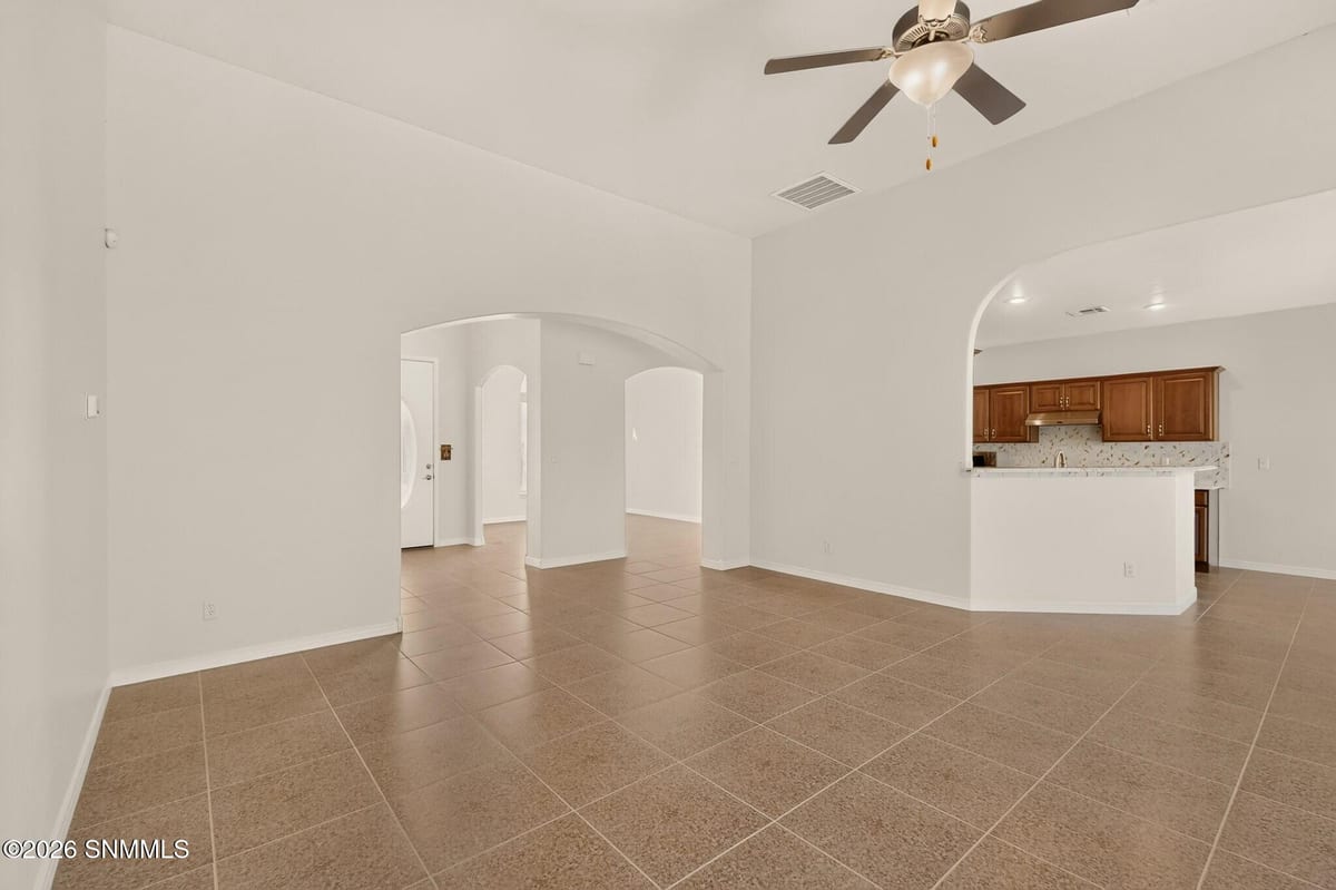 2933 E Springs Road, Las Cruces, NM 88011 photo 12