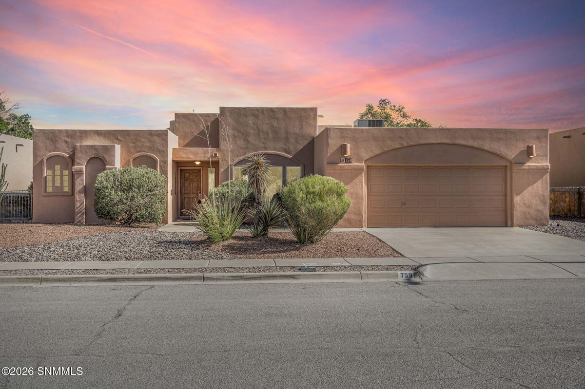 759 Stone Canyon Drive, Las Cruces, NM 88011 photo 1