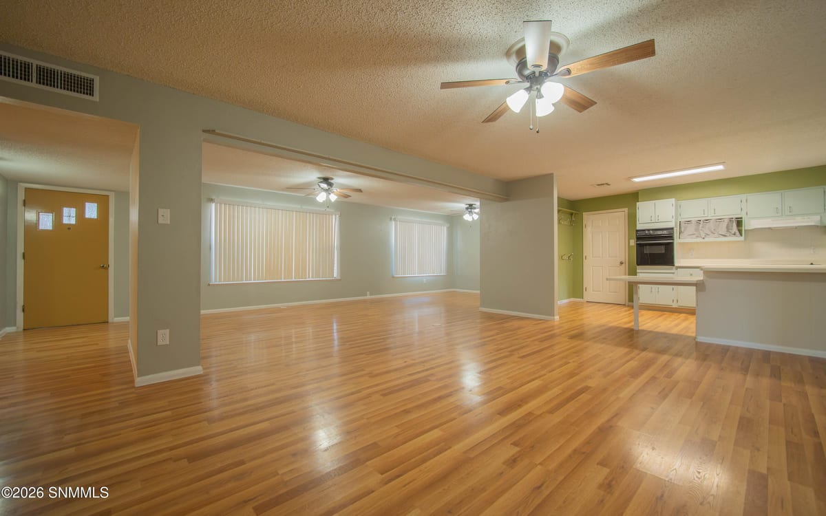 1850 Debby Circle, Las Cruces, NM 88005 photo 11