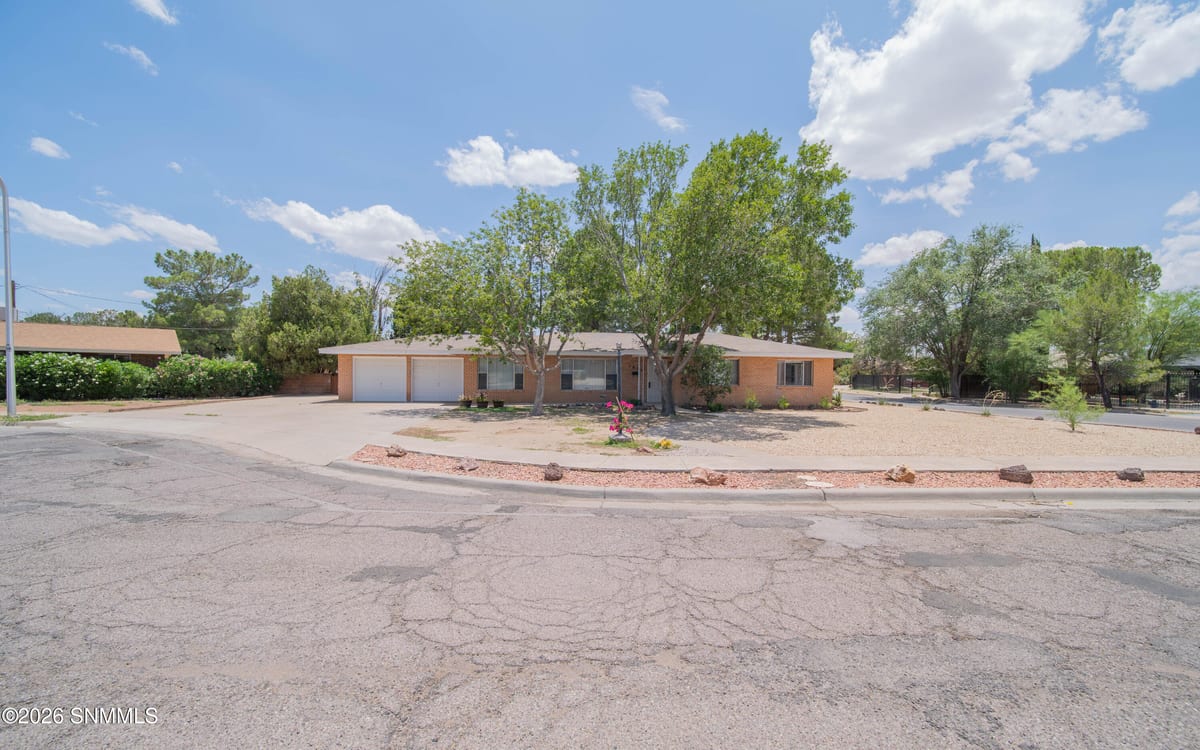1850 Debby Circle, Las Cruces, NM 88005 photo 4
