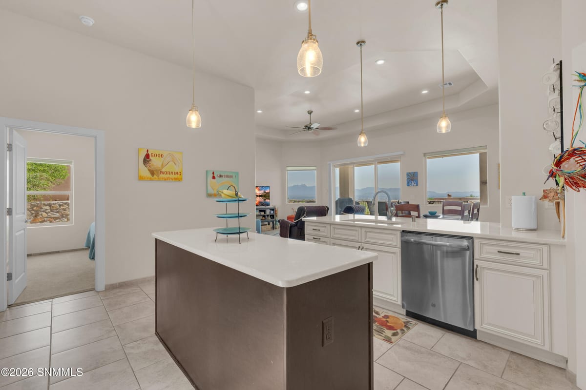 8185 Willow Bloom Circle, Las Cruces, NM 88007 photo 6