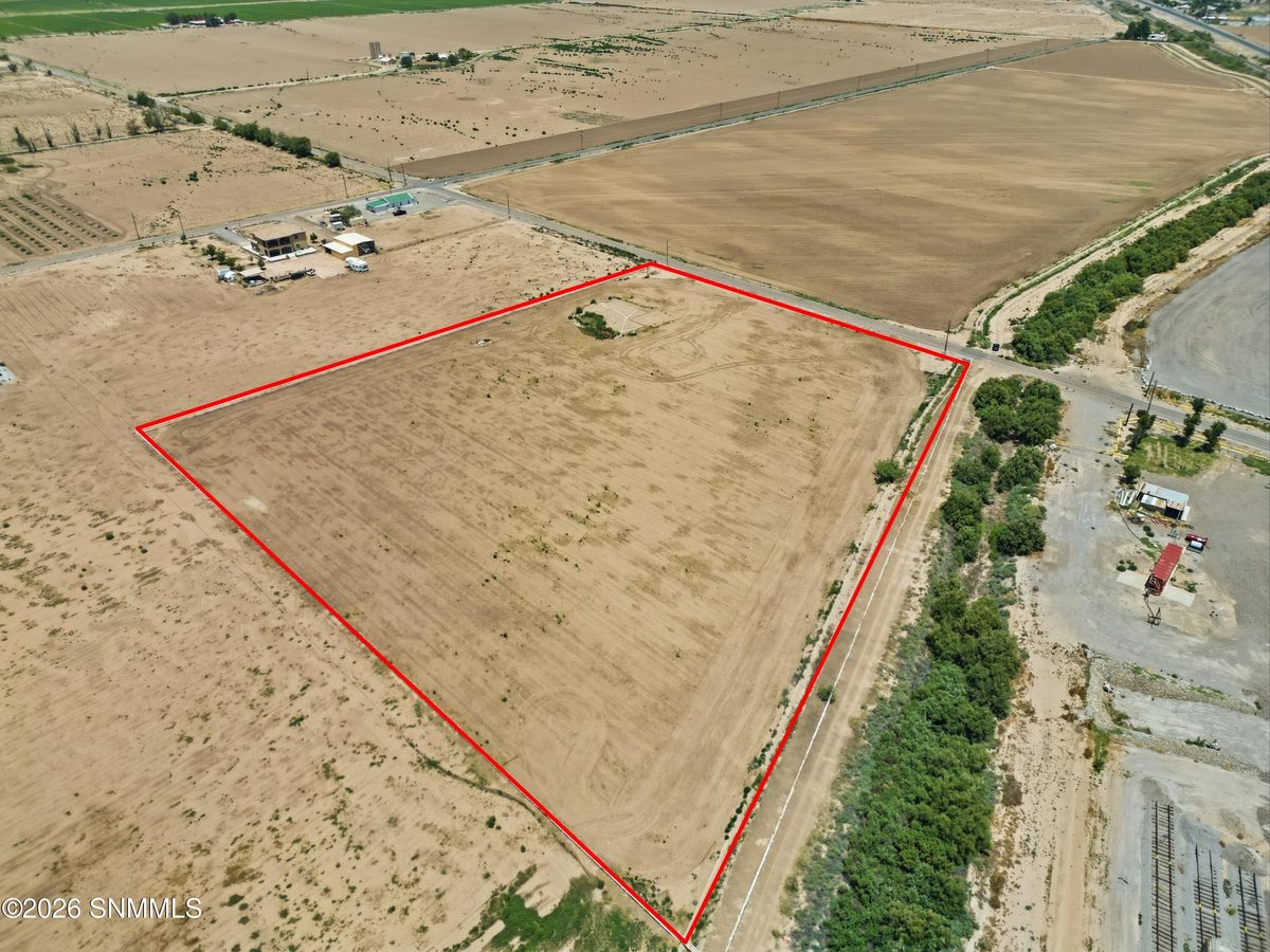 215 Harding Road, Anthony, NM 88021, foto 11