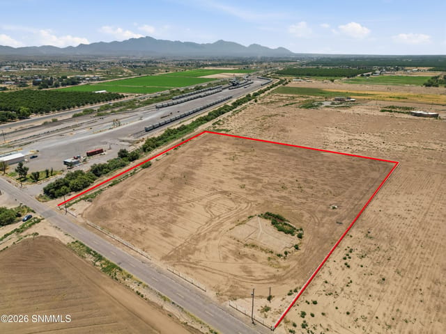 215 Harding Road, Anthony, NM 88021, foto 2