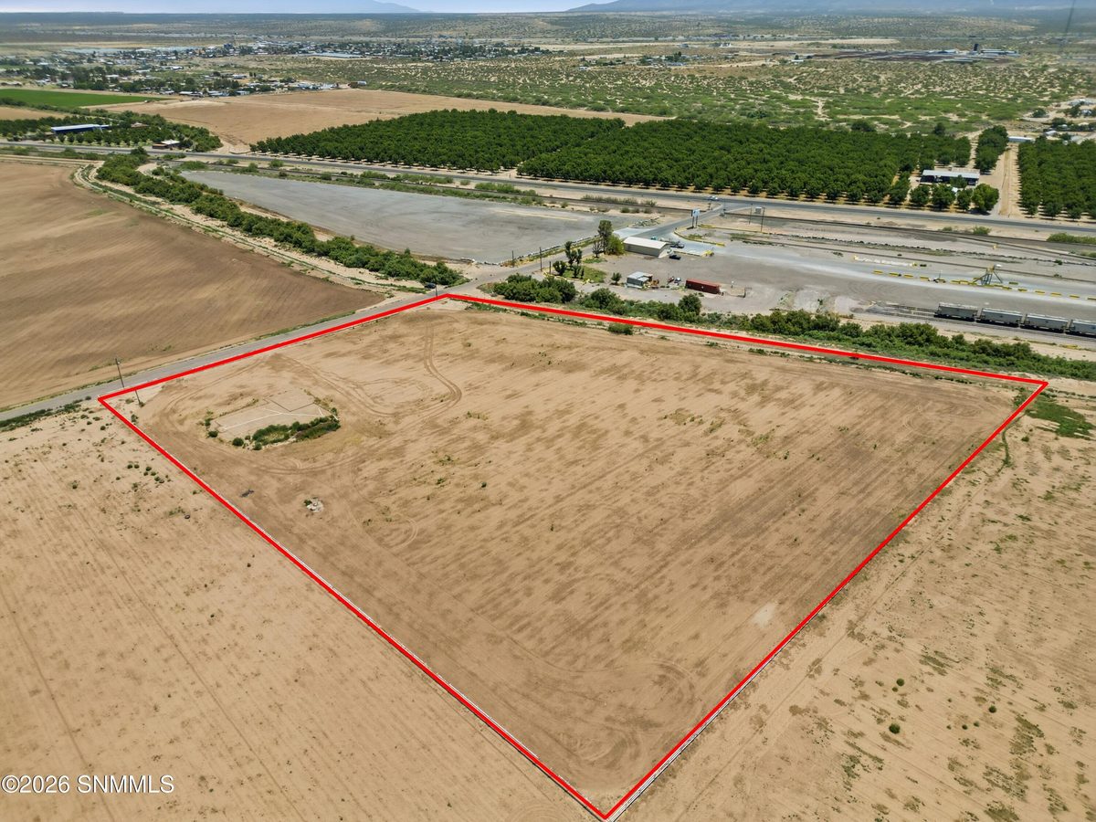 215 Harding Road, Anthony, NM 88021, foto 5
