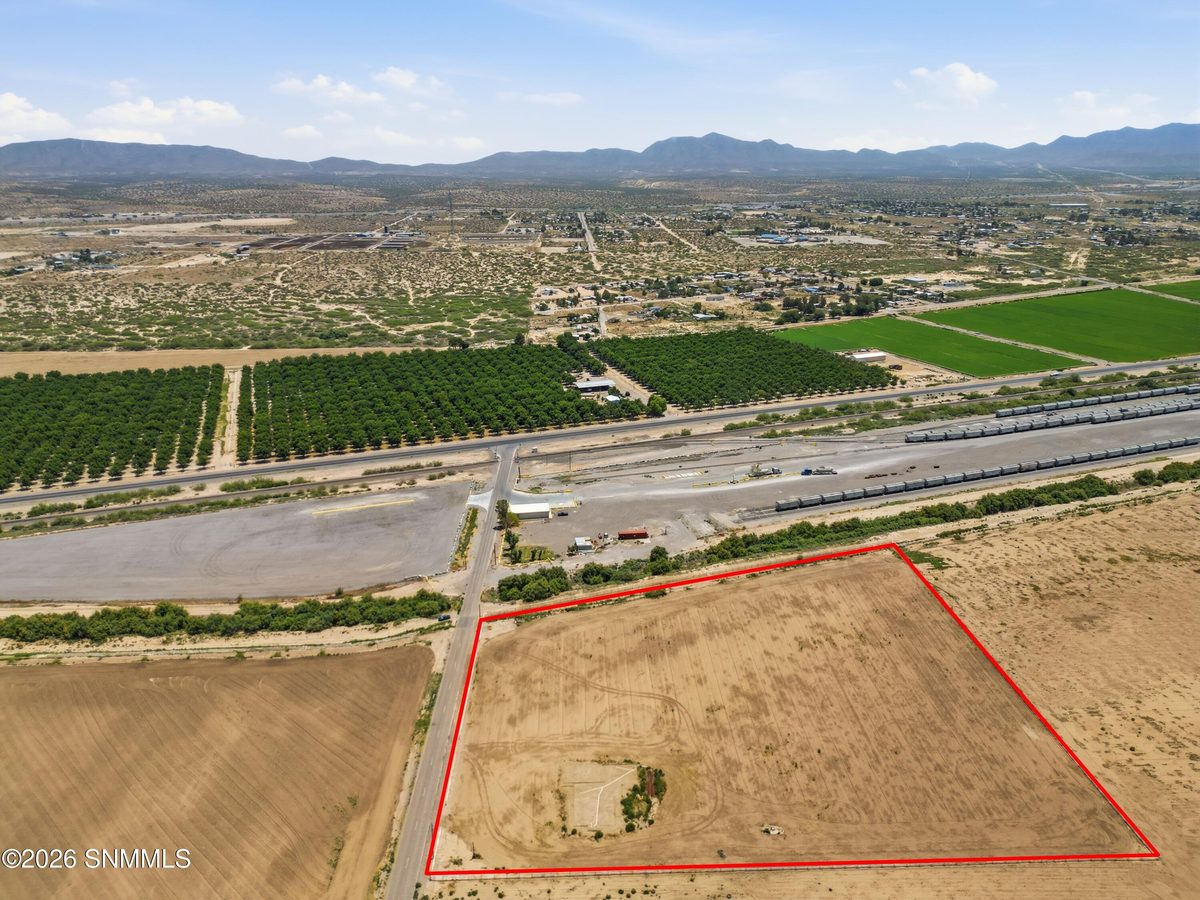 215 Harding Road, Anthony, NM 88021, foto 8