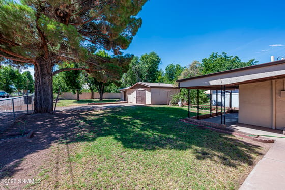 611 1st Street, Tularosa, NM 88352 photo 3
