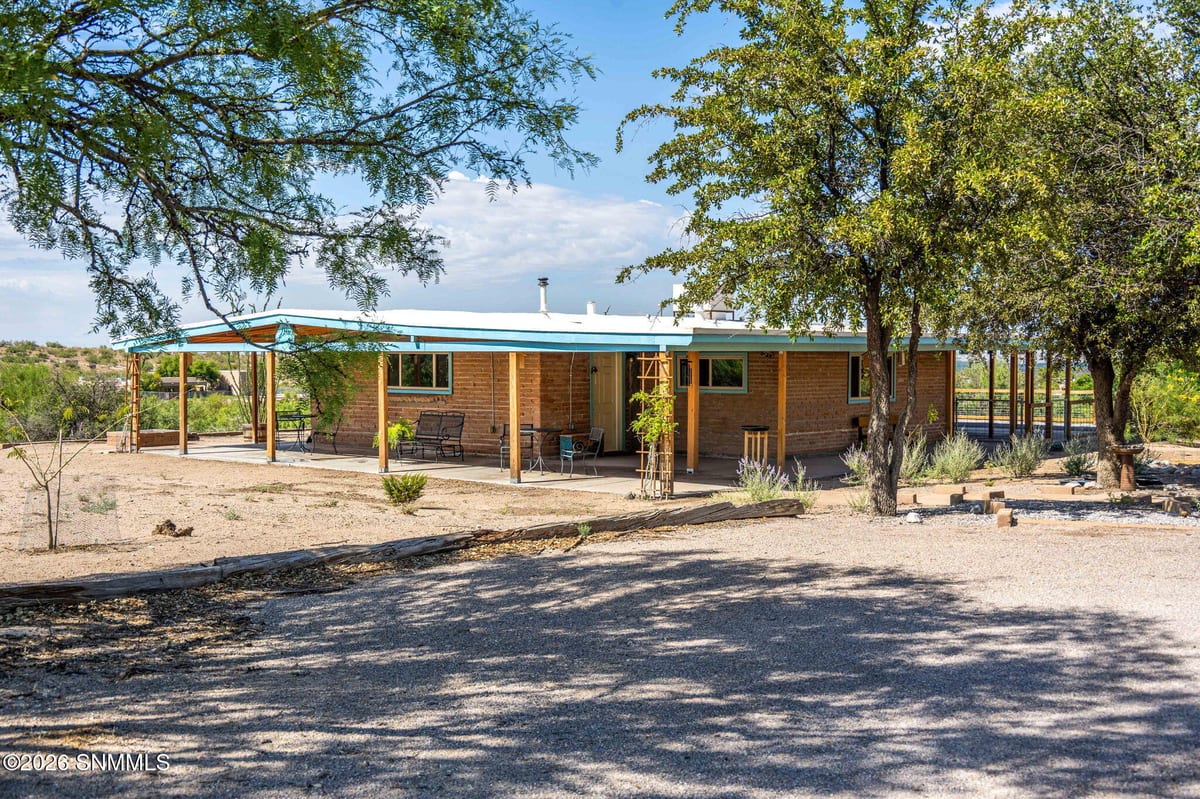 2600 Webb Road, Las Cruces, NM 88012 photo 1