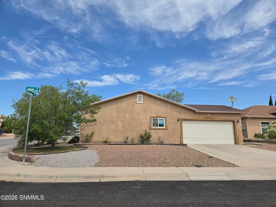 4001 Jewel Court, Las Cruces, NM 88012 photo 2