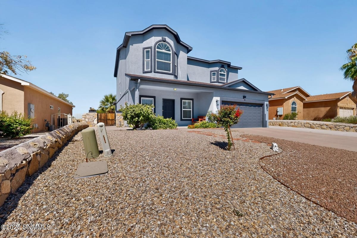 4639 Pyramid Peak Drive, Las Cruces, NM 88012 photo 1