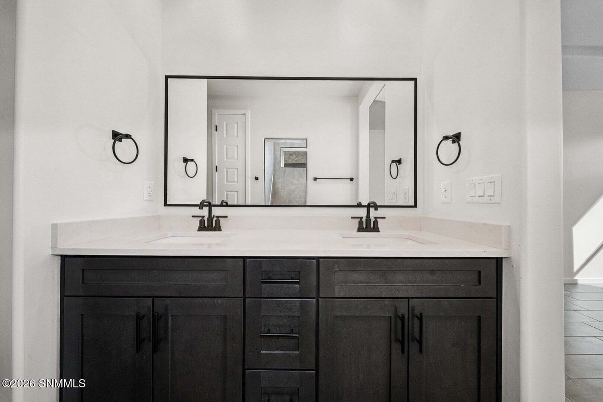 6054 Fall Ridge Avenue, Santa Teresa, NM 88008 photo 9
