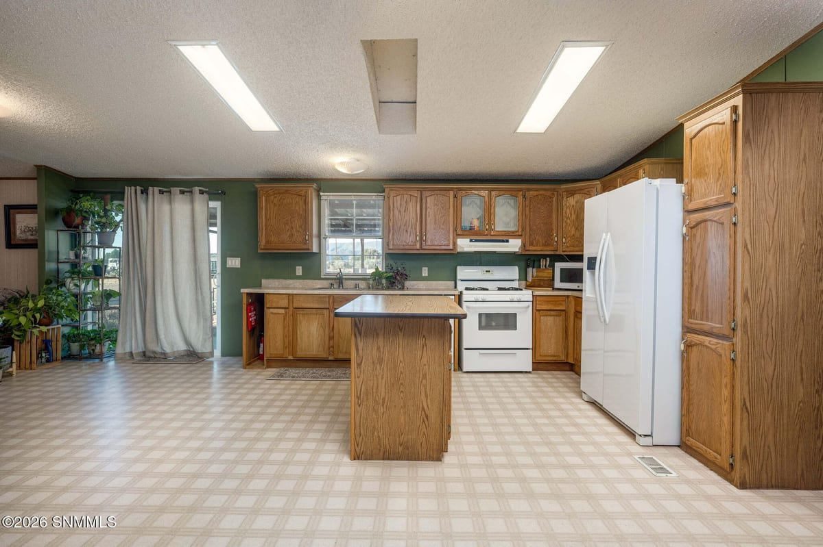 9825 Spur Lane, Las Cruces, NM 88012 photo 14