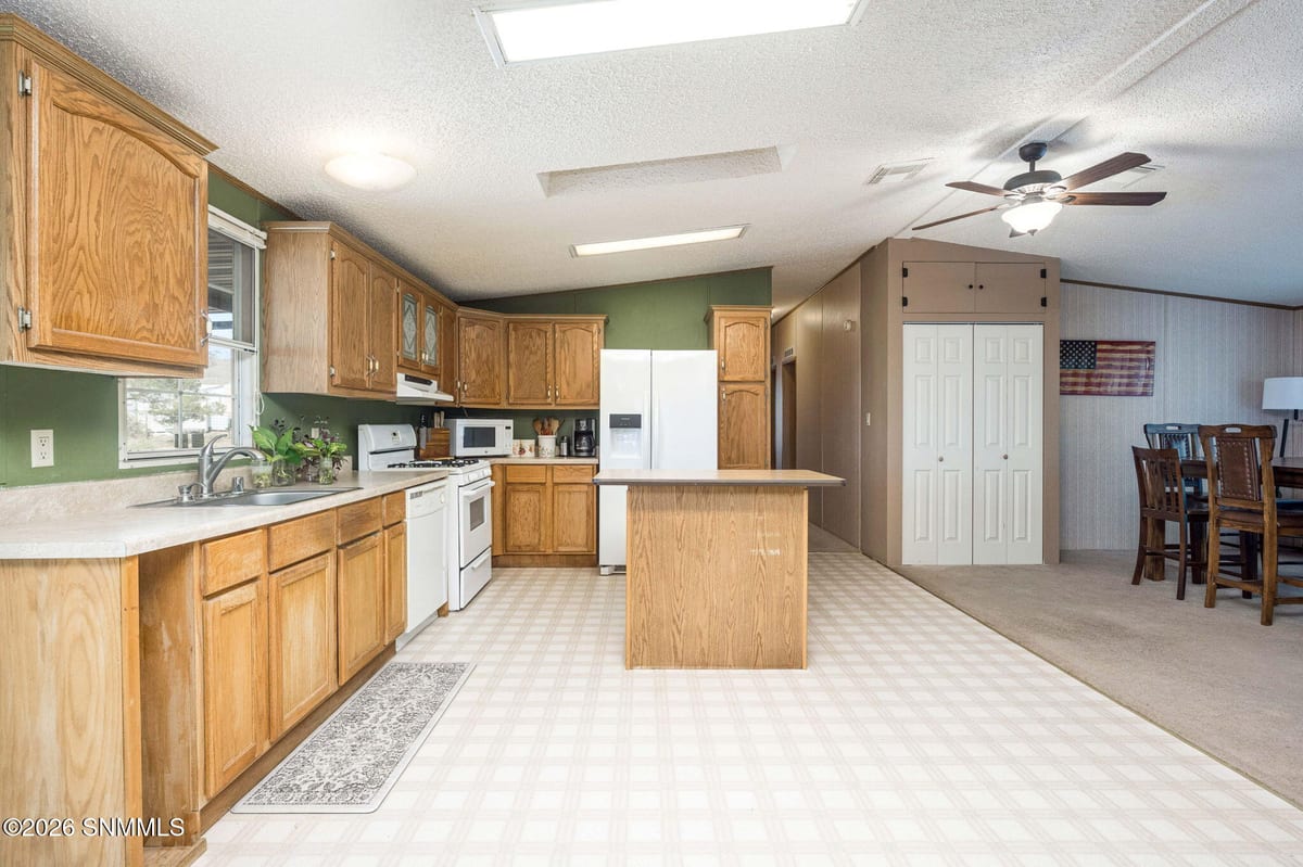 9825 Spur Lane, Las Cruces, NM 88012 photo 15