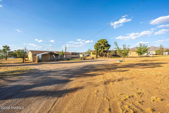 9825 Spur Lane, Las Cruces, NM 88012 photo 3