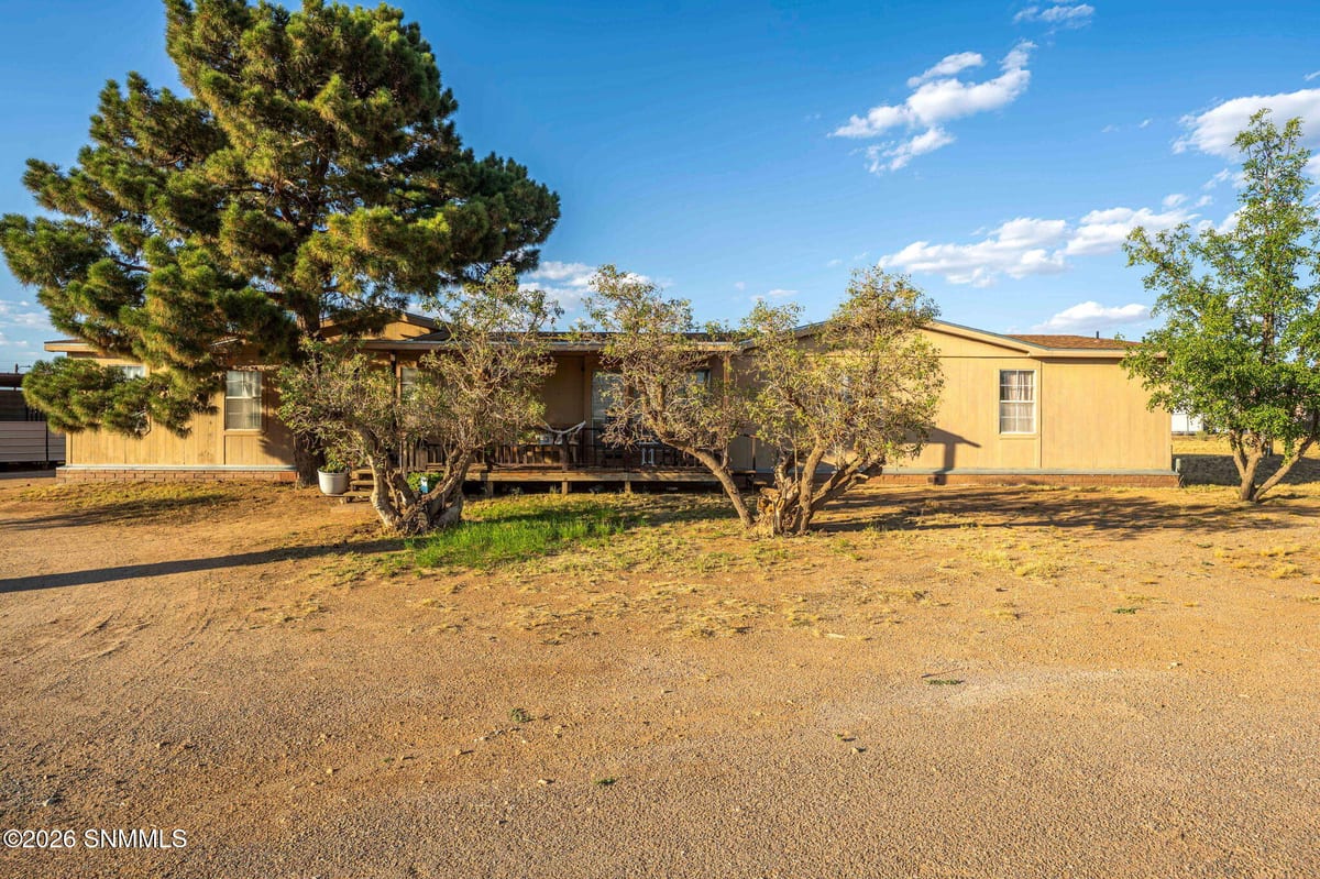 9825 Spur Lane, Las Cruces, NM 88012 photo 5