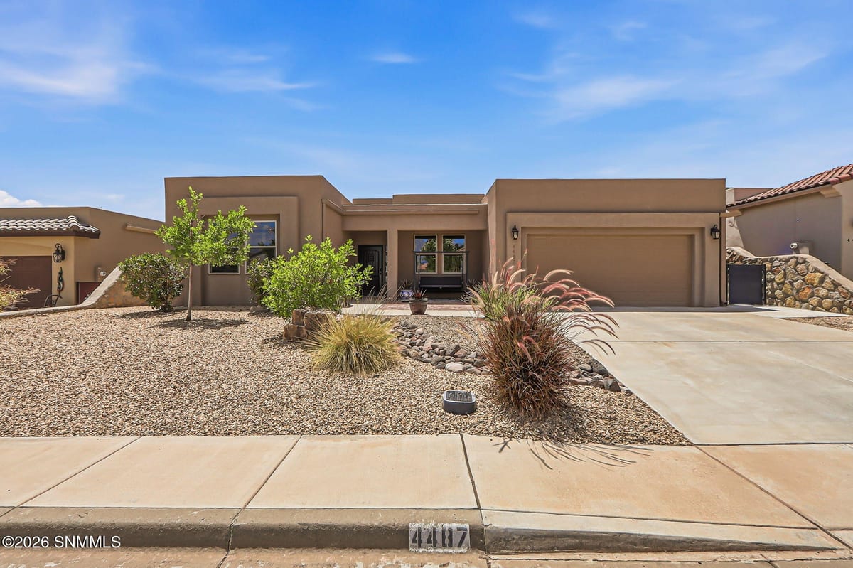 4487 Maricopa Circle, Las Cruces, NM 88011 photo 1