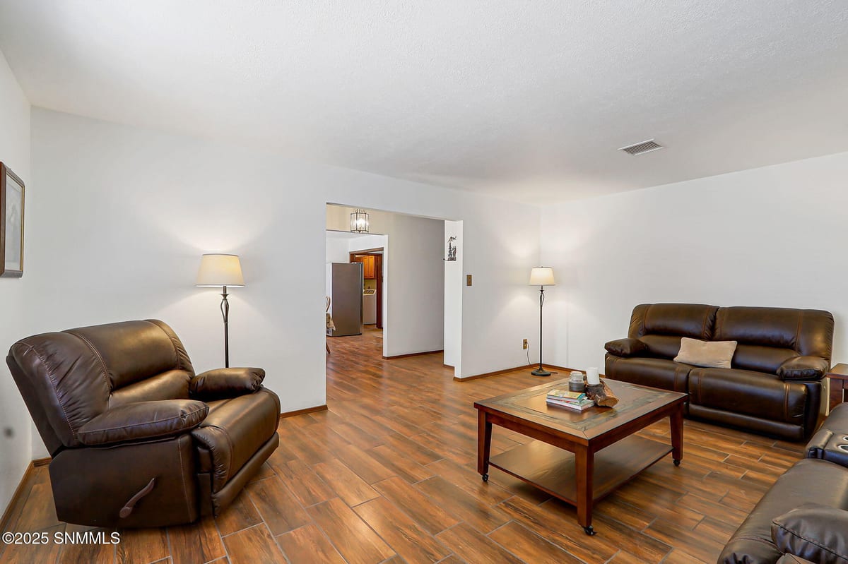 10917 N Valley Drive, Las Cruces, NM 88007 photo 14