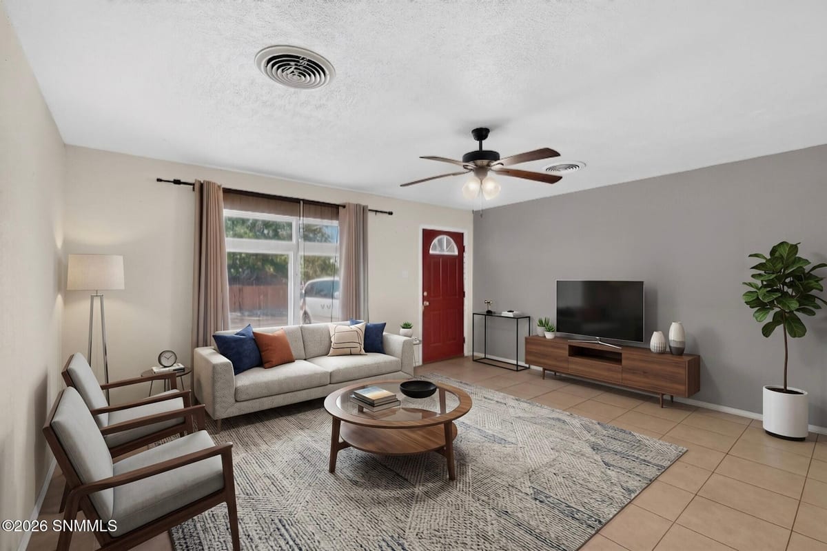1135 Larry Drive, Las Cruces, NM 88001 photo 8
