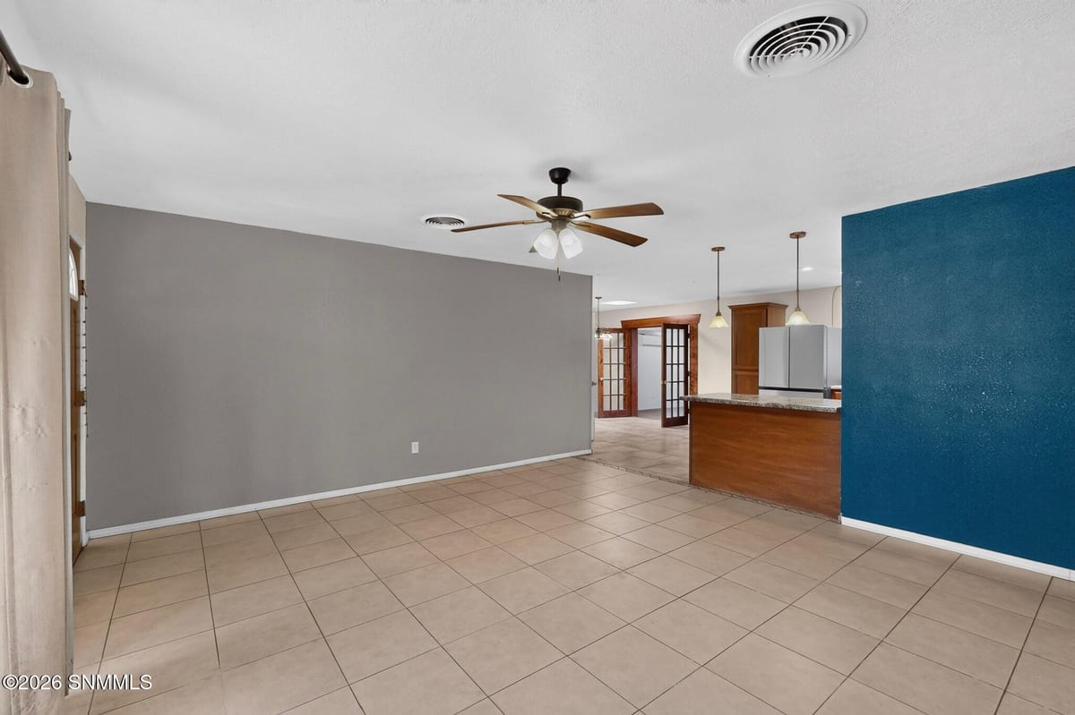 1135 Larry Drive, Las Cruces, NM 88001 photo 10